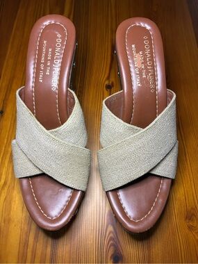 Donald J. Pliner Beige Cross-Over Slide Wedges